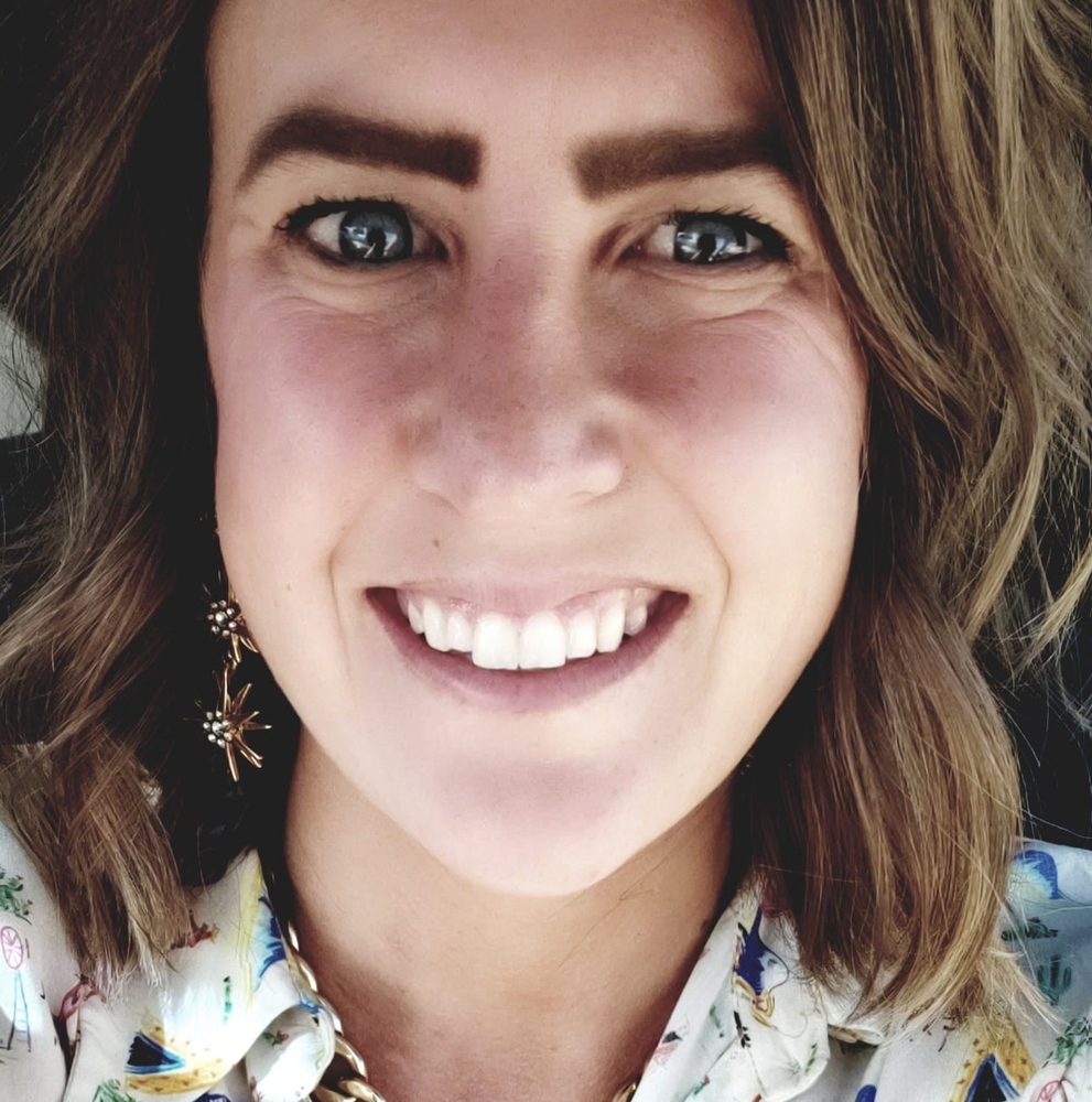 Meet your Posher, Elizabeth